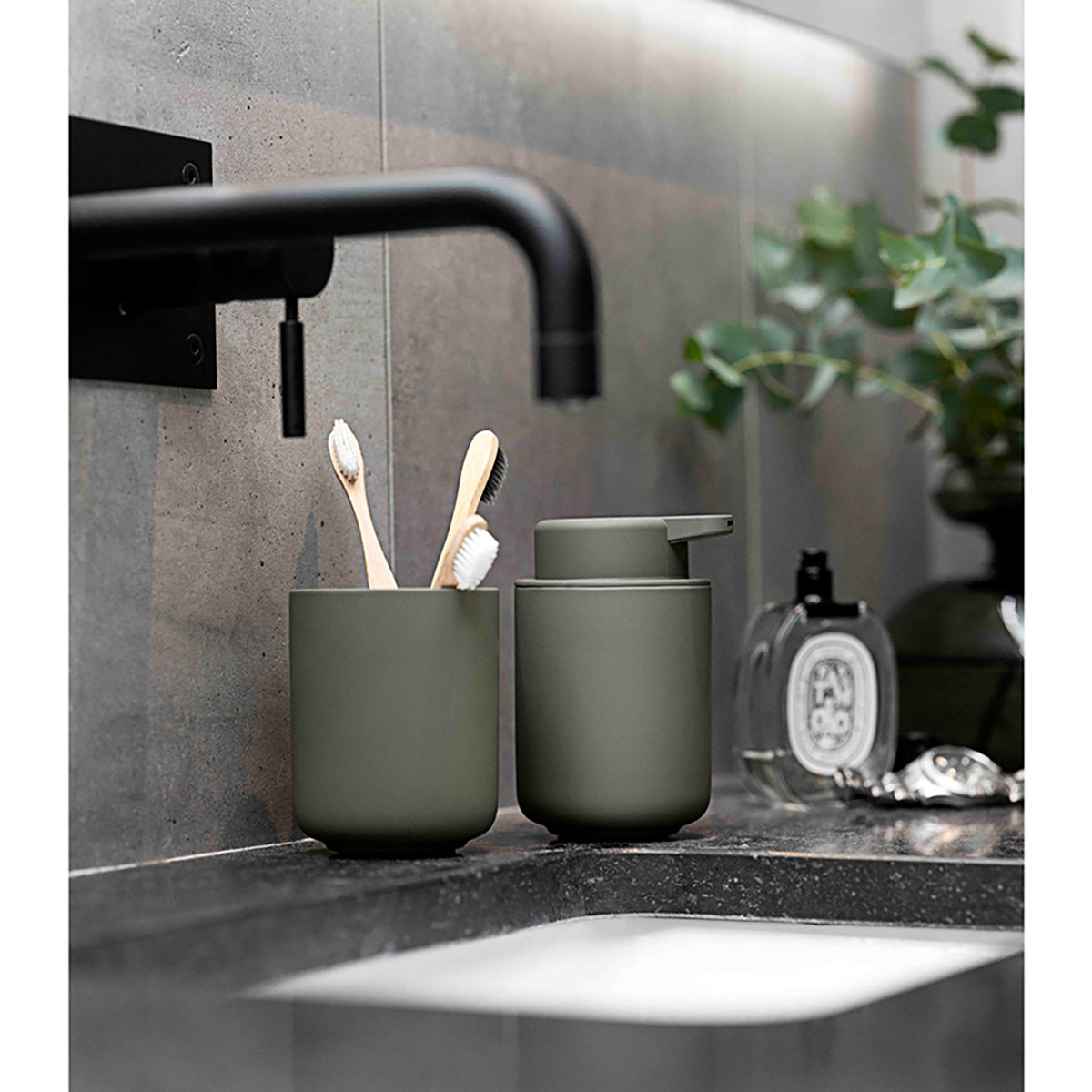 Ume Soap Dispenser Olive Green