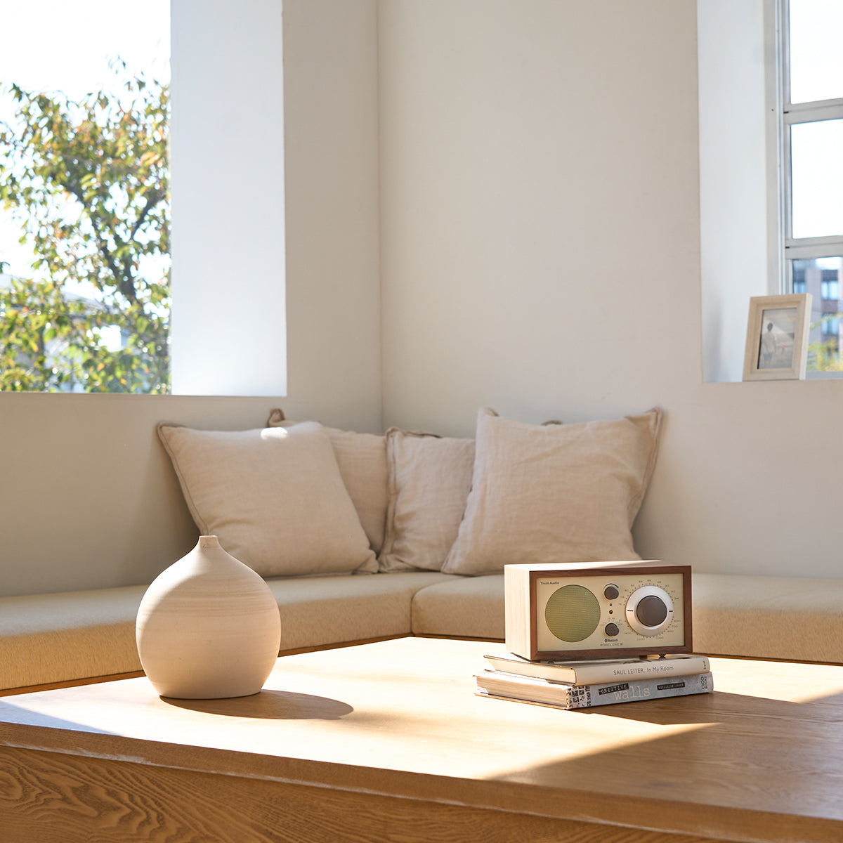 Model One Bluetooth Walnut/Beige