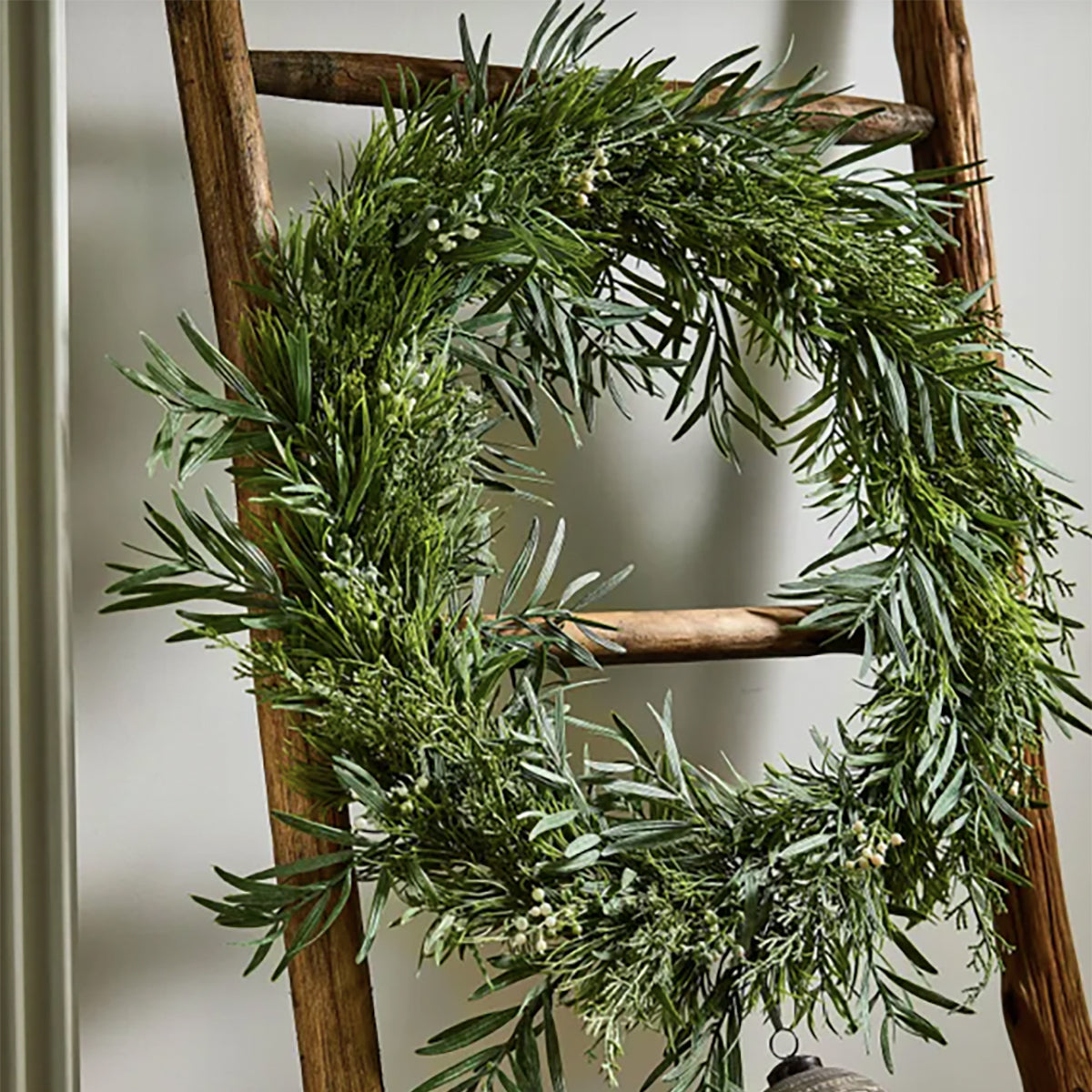 Mixed Silver Green Wreath 60cm