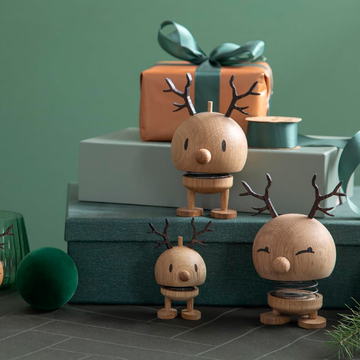 Holiday Reindeer Bumble Oak Small