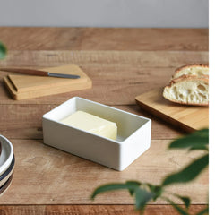 Taku Butter Box White
