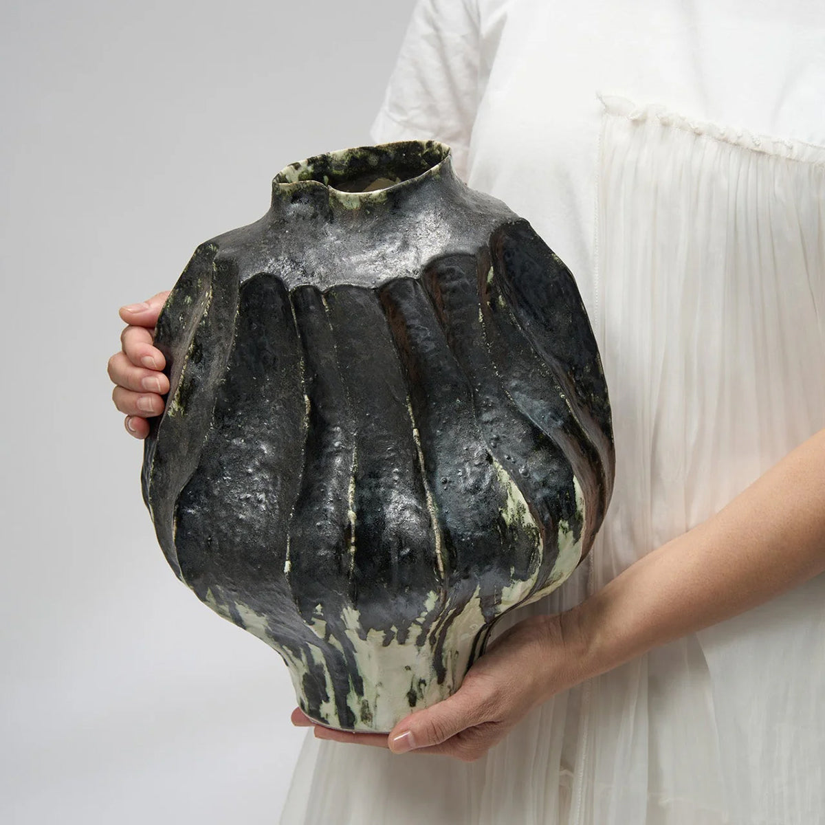 Olivio Vase Noir