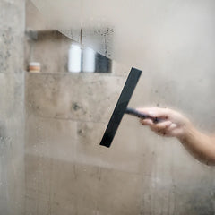 Ume Glass Wiper Black